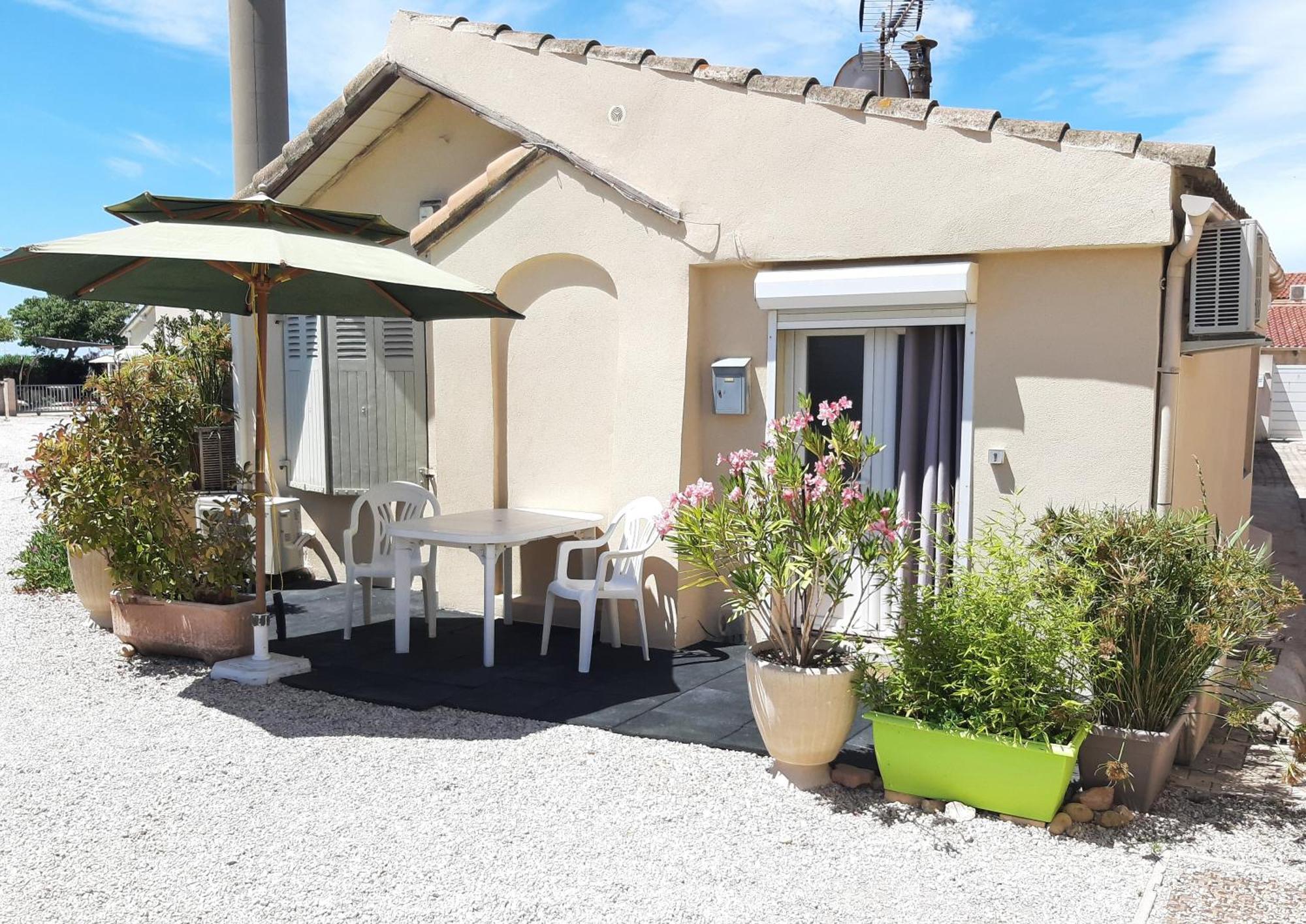 Appartement Meuble Bord De Mer Fos Sur Mer Fos-sur-Mer Buitenkant foto